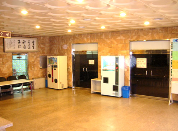 식당 입구